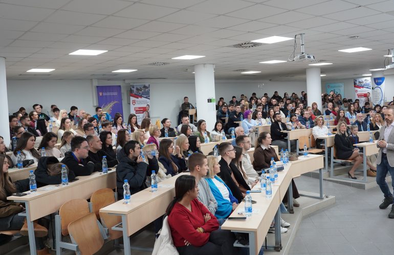 Budućnost počinje ovde!